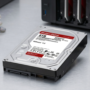 WD 8TB NAS Red Plus WD80EFZZ